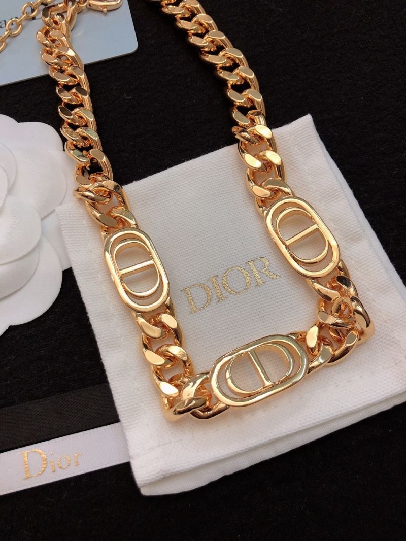chr1st1an D10r necklaces
